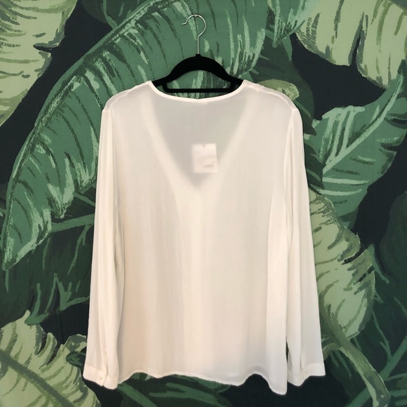 NWT White Button Down Blouse with Long Sleeves - Picture 2 of 4